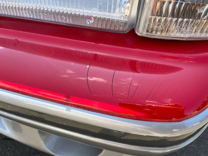 1989 Ford Mustang - Photo 26
