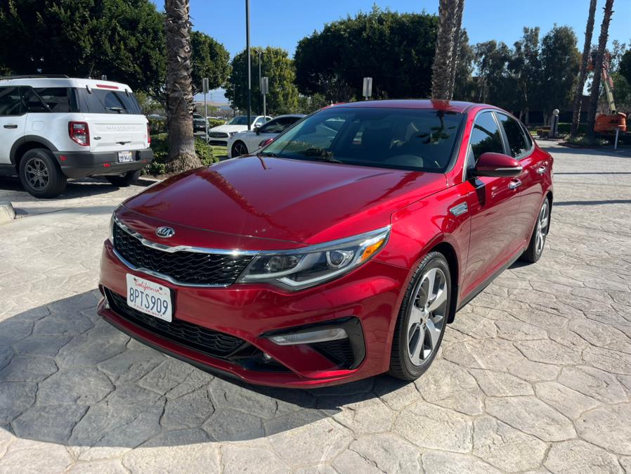 2019 Kia Optima S AT's photo