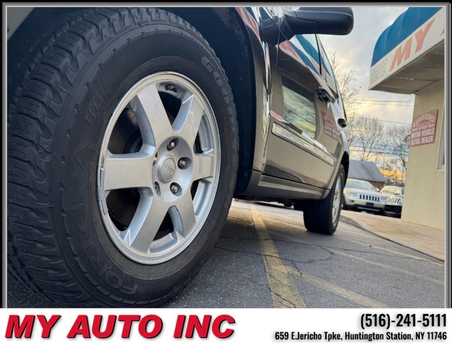 2010 Jeep Grand Cherokee Laredo - Photo 9