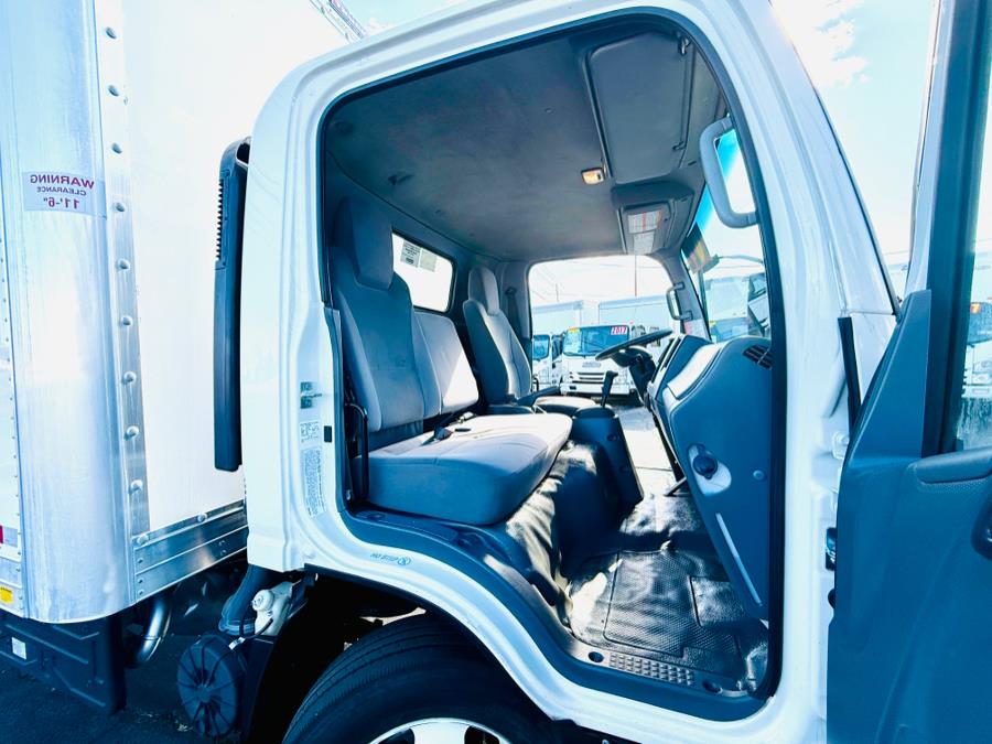 2022 Isuzu NPR HD - Photo 17