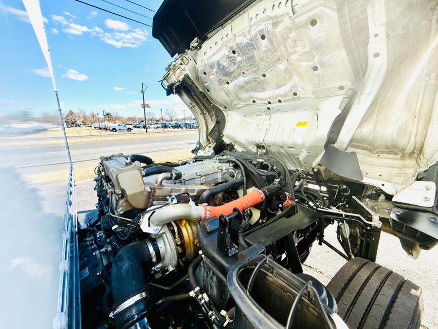 2022 Isuzu NPR HD - Photo 23
