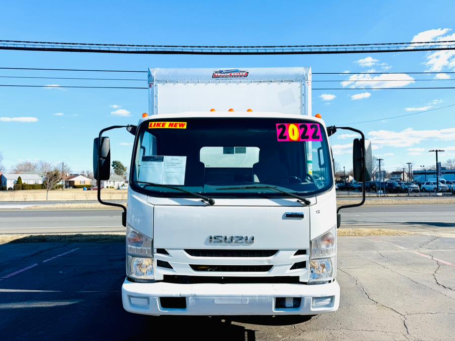 2022 Isuzu NPR-HD's photo