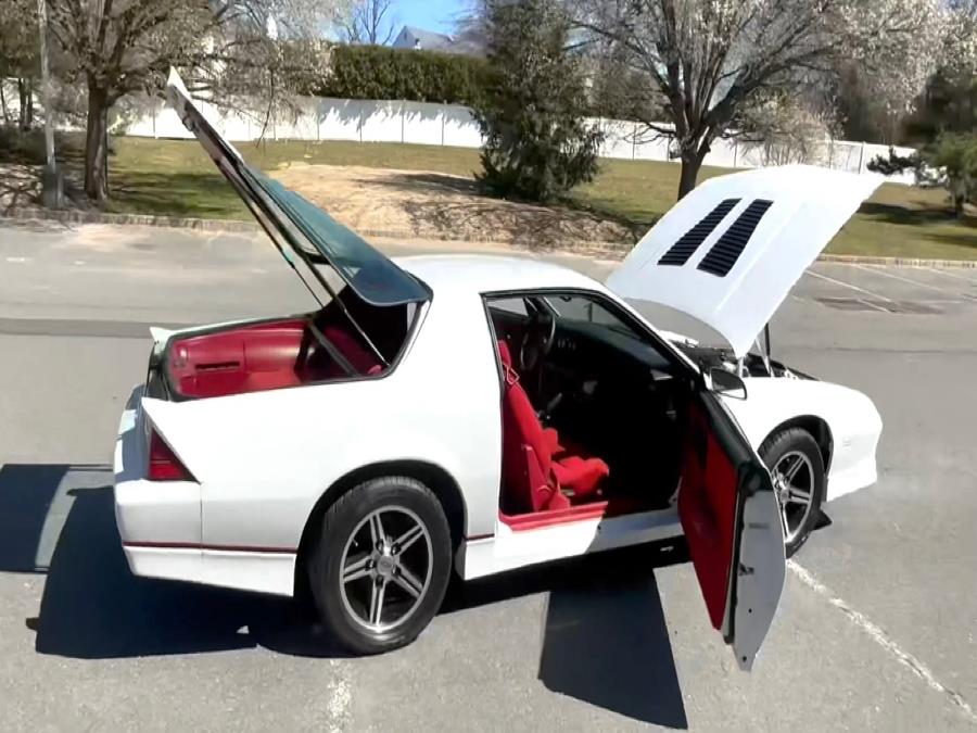 1987 Chevrolet Camaro - Photo 9