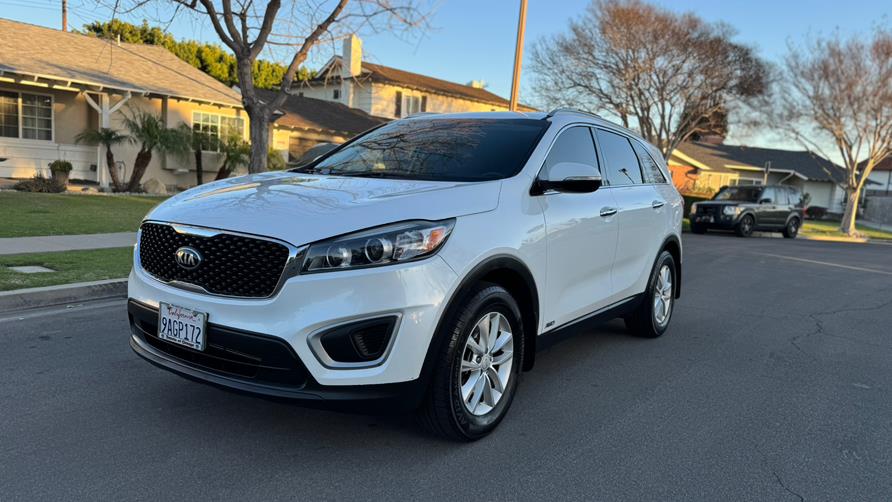 2017 Kia Sorento LX AT 4WD's photo