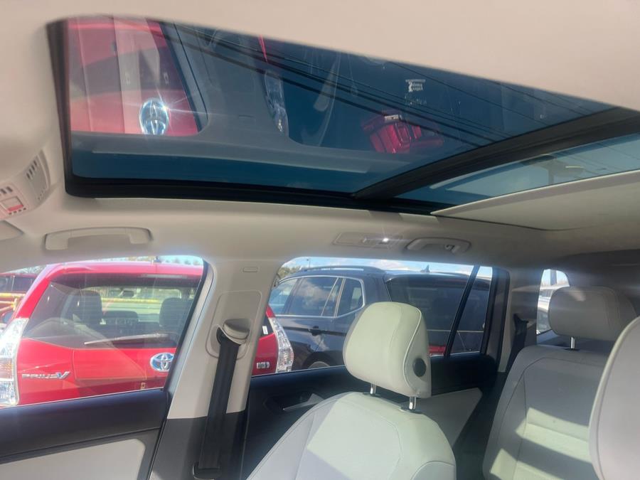 2020 Volkswagen Tiguan SE - Photo 9