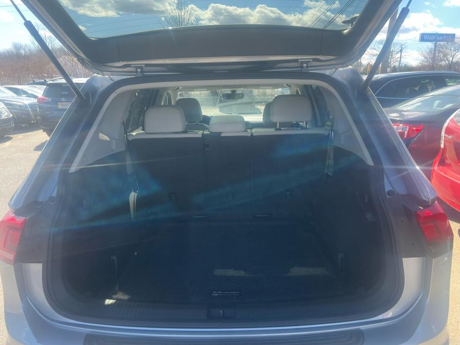 2020 Volkswagen Tiguan SE - Photo 6