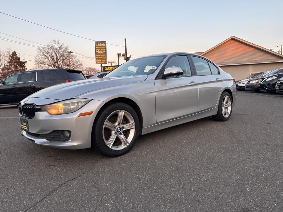 2014 BMW 3 Series 320i xDrive Sedan's photo
