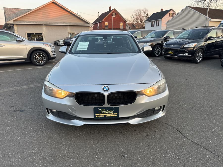 2014 BMW 3 Series 320i xDrive Sedan's photo
