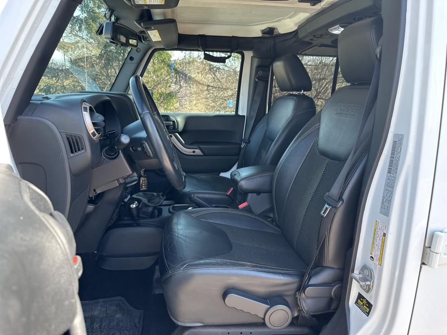 2016 Jeep Wrangler Unlimited 75th Anniversary Edition - Photo 14