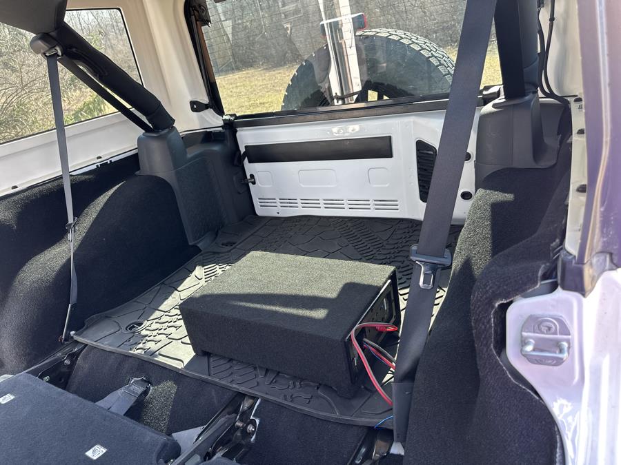 2016 Jeep Wrangler Unlimited 75th Anniversary Edition - Photo 30