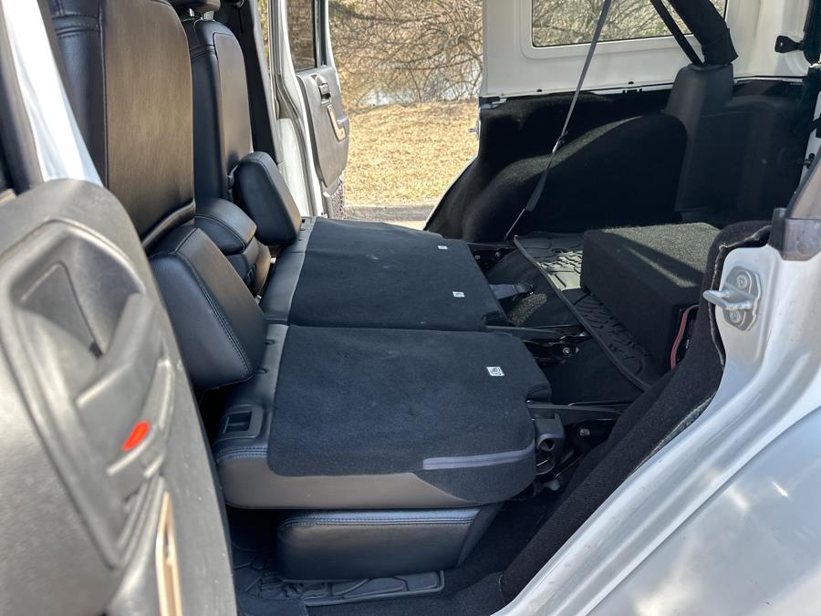 2016 Jeep Wrangler Unlimited 75th Anniversary Edition - Photo 29