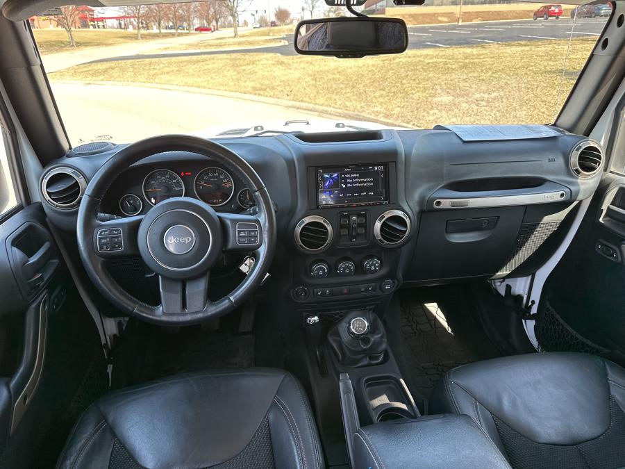 2016 Jeep Wrangler Unlimited 75th Anniversary Edition - Photo 18