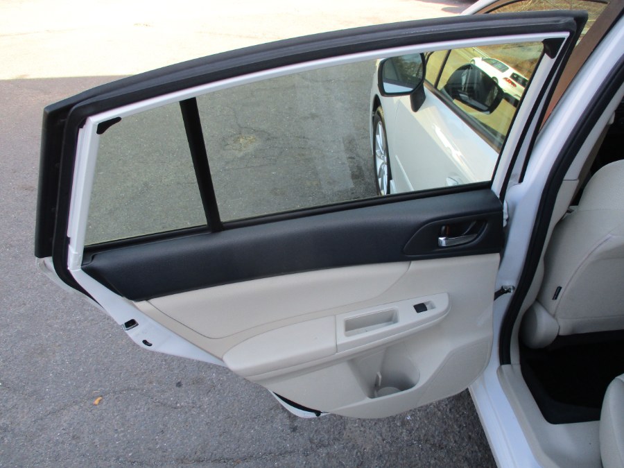 2013 Subaru Impreza 2.0I Premium - Photo 17