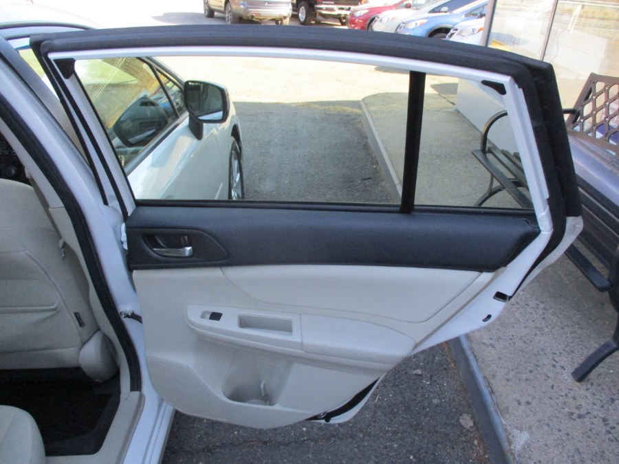 2013 Subaru Impreza 2.0I Premium - Photo 14