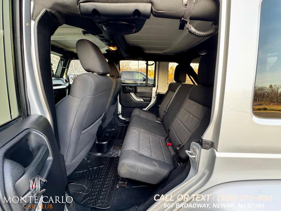 2012 Jeep Wrangler Unlimited Sahara - Photo 30