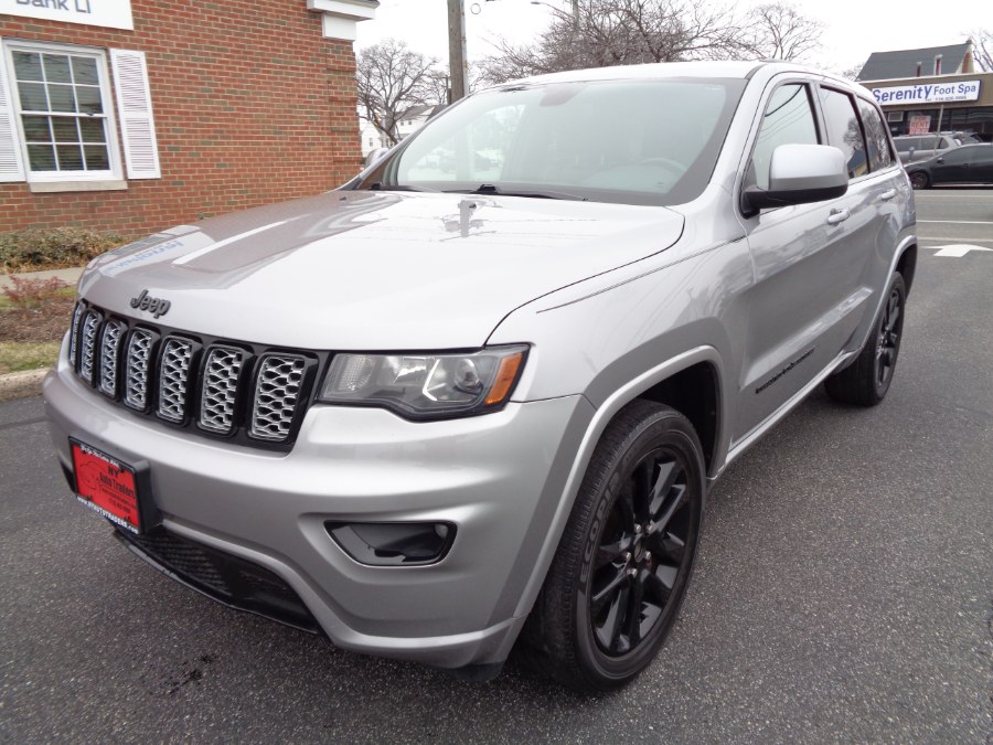 2018 Jeep Grand Cherokee Altitude 4WD's photo