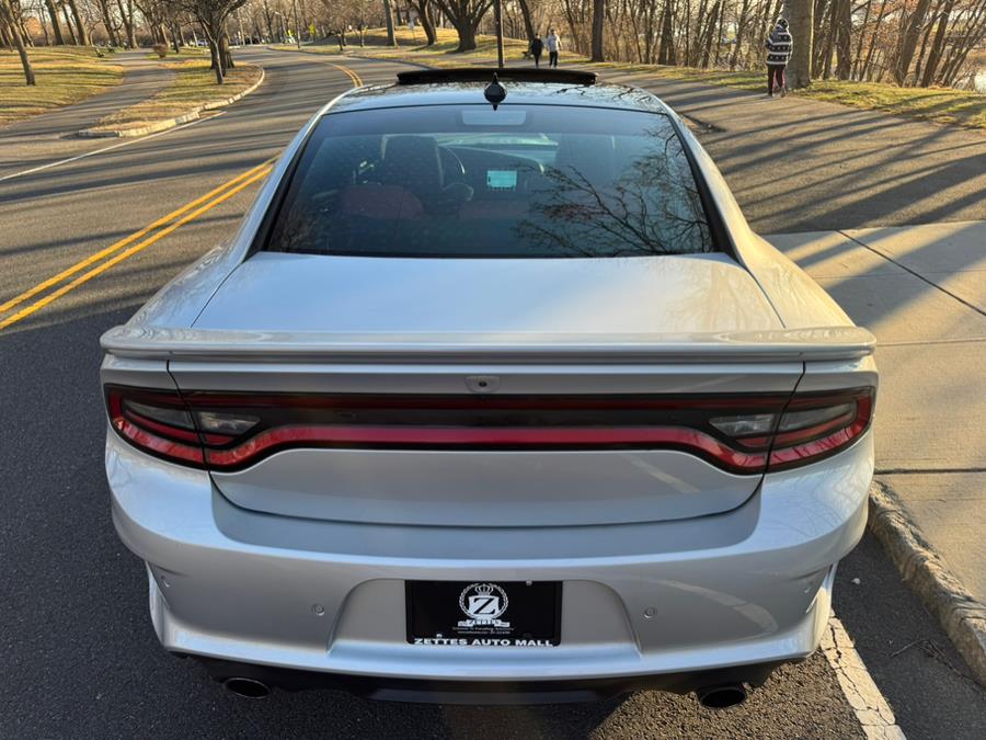 2020 Dodge Charger SRT - Photo 6