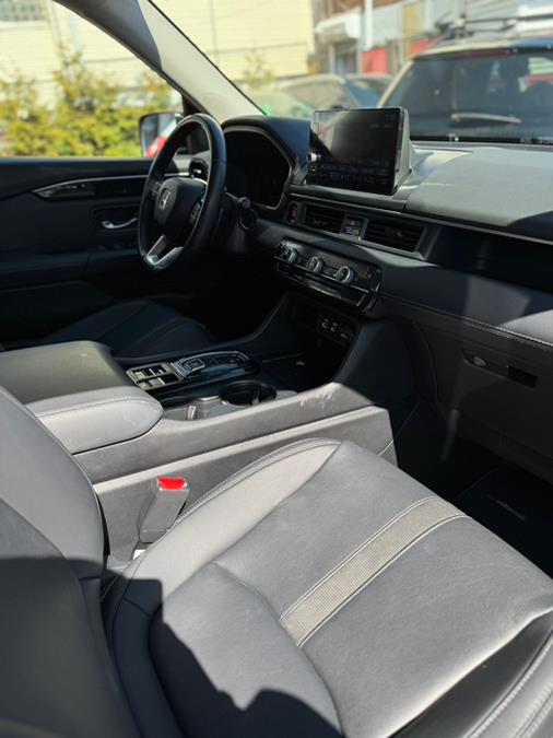 2023 Honda Pilot EX-L - Photo 8
