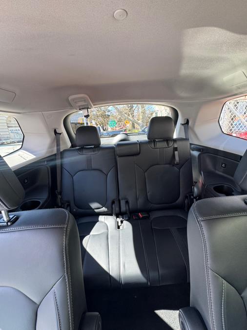 2023 Honda Pilot EX-L - Photo 12