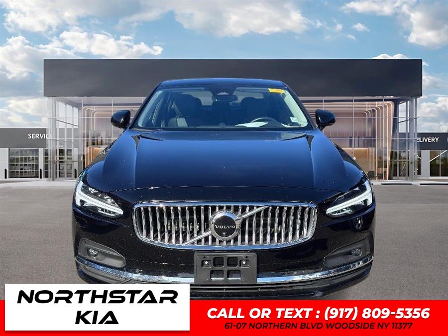 2022 Volvo S90 B6 Inscription AWD's photo