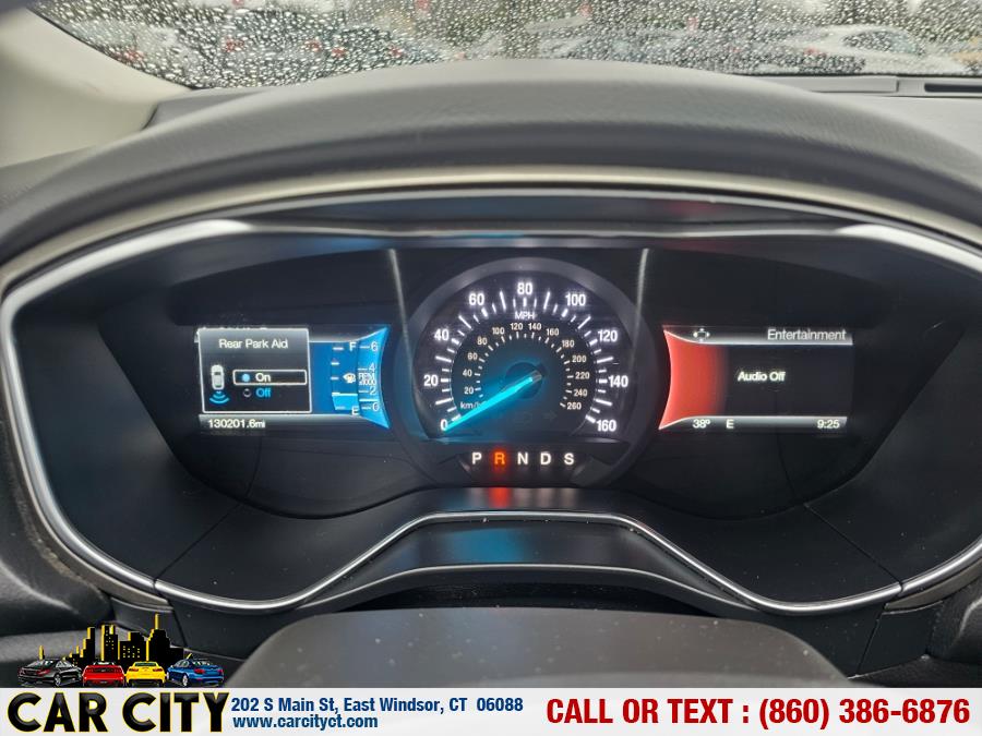 2016 Ford Fusion SE - Photo 24