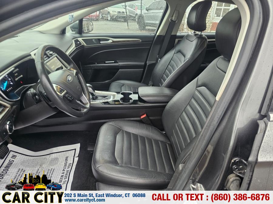 2016 Ford Fusion SE - Photo 9