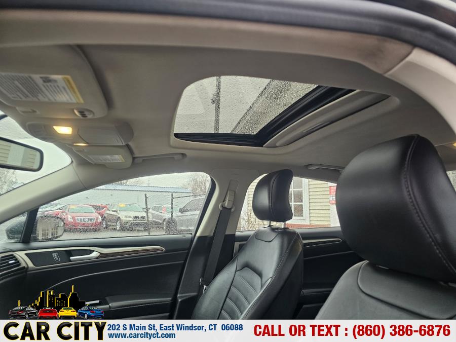 2016 Ford Fusion SE - Photo 11