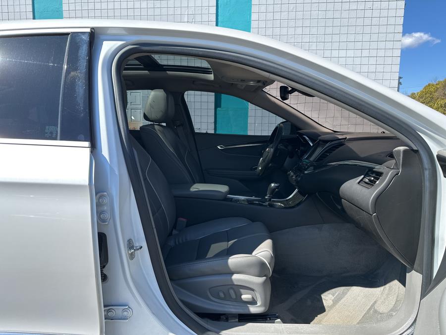 2015 Chevrolet Impala 2LZ - Photo 14