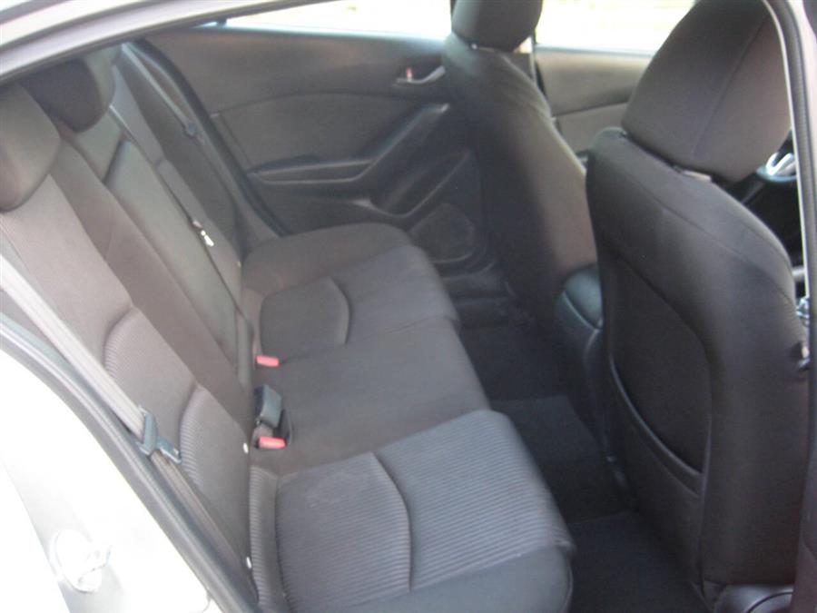 2015 Mazda MAZDA3 i Touring - Photo 15