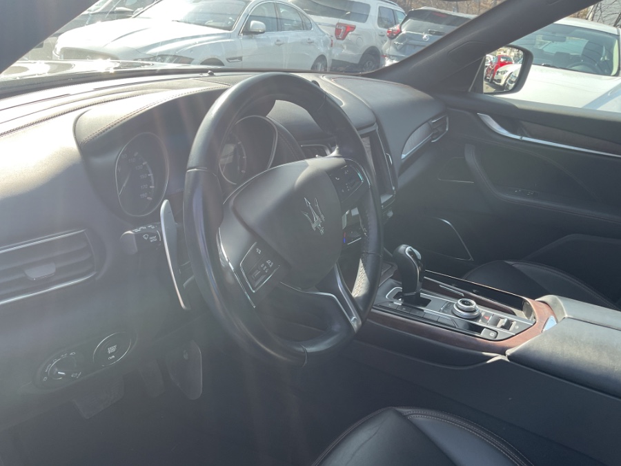 2017 Maserati Levante Base - Photo 8
