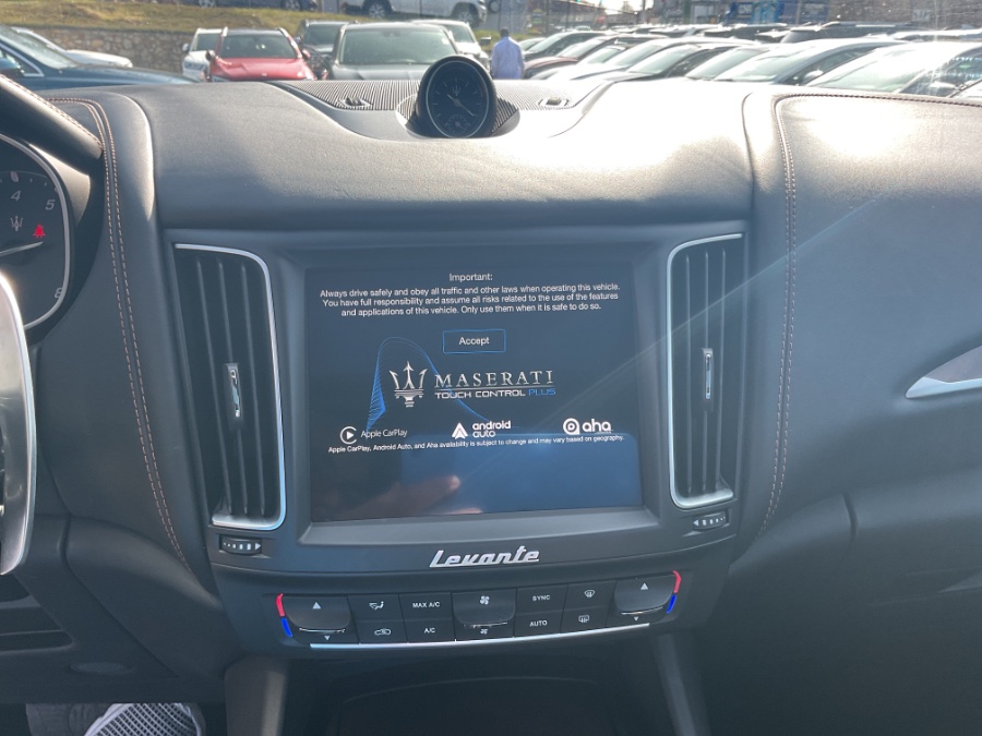 2017 Maserati Levante Base - Photo 24
