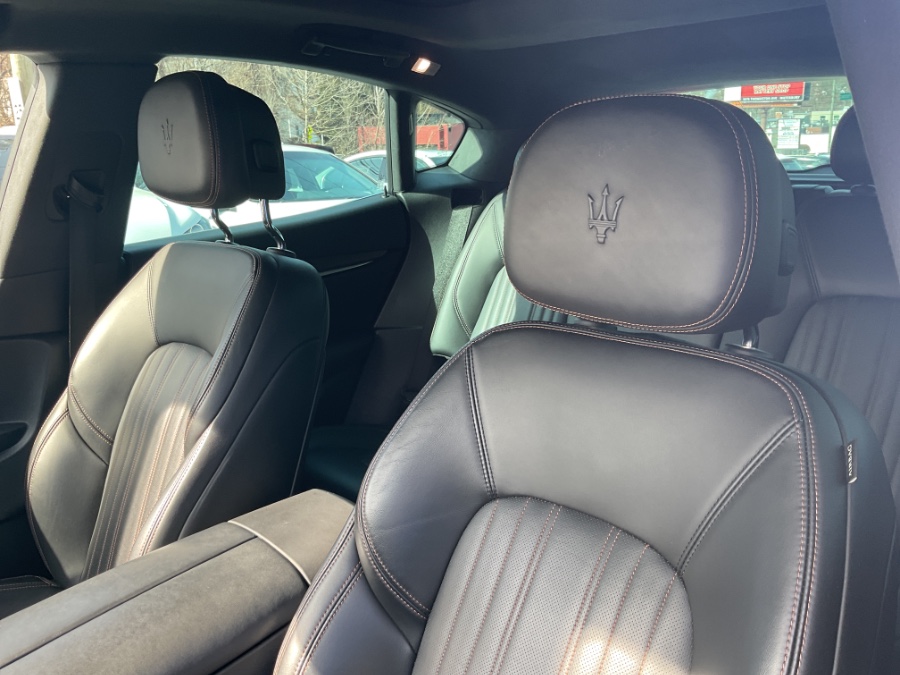 2017 Maserati Levante Base - Photo 10