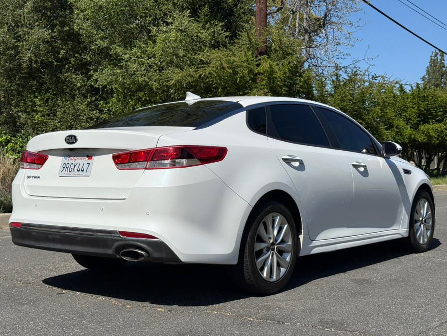 2018 Kia Optima LX - Photo 13