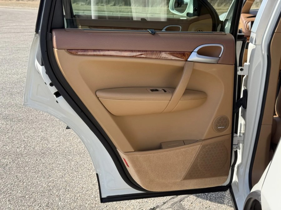 2004 Porsche Cayenne S - Photo 20