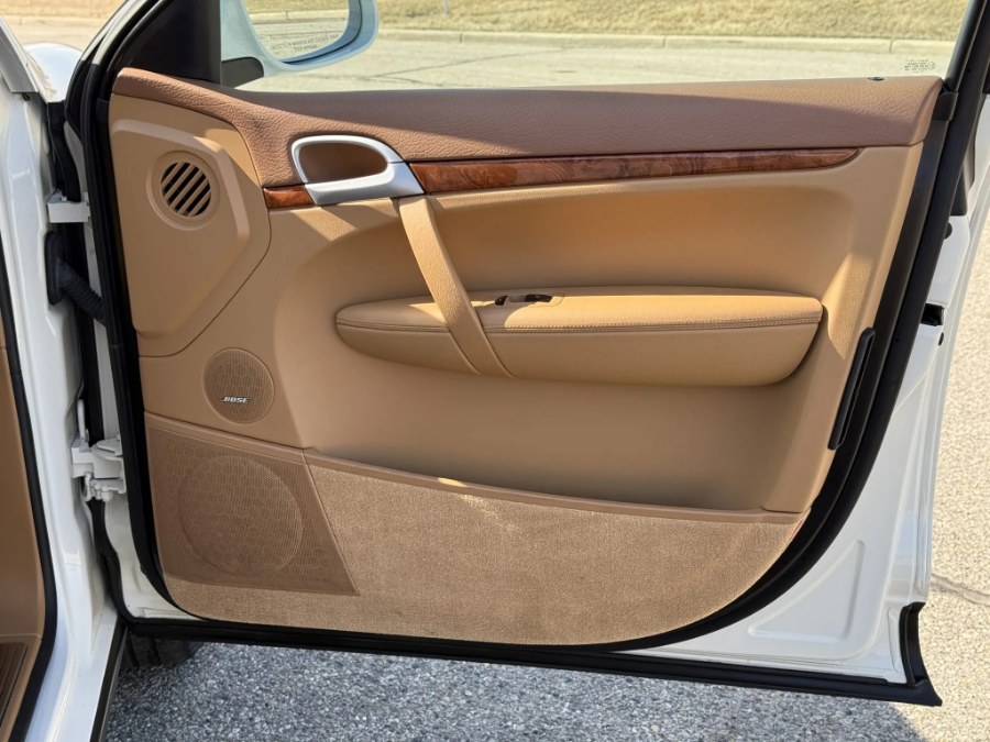 2004 Porsche Cayenne S - Photo 41