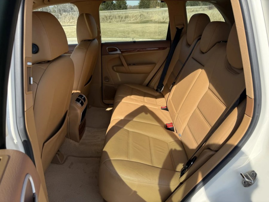 2004 Porsche Cayenne S - Photo 22