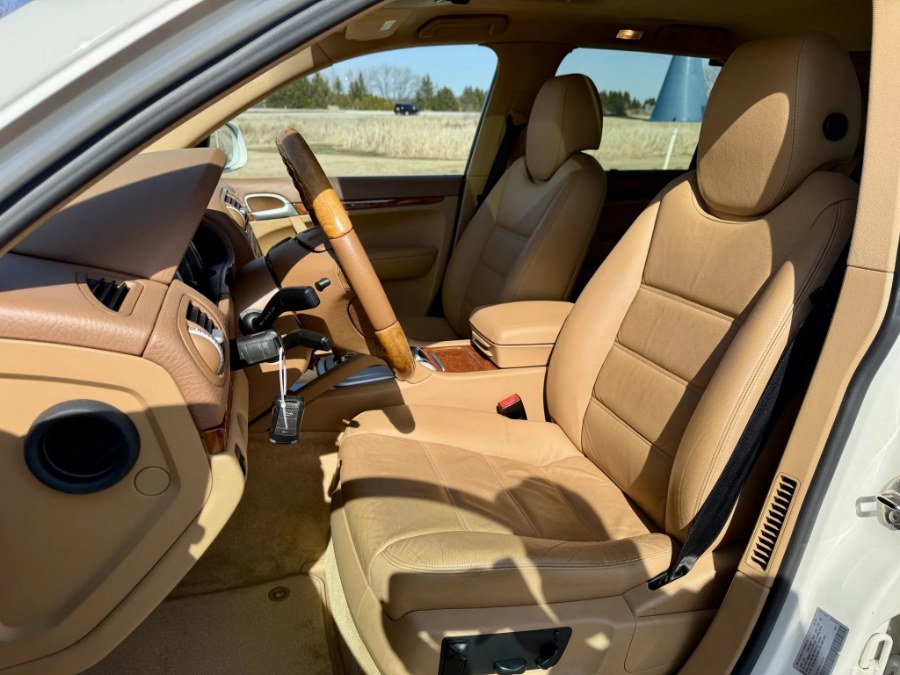 2004 Porsche Cayenne S - Photo 18