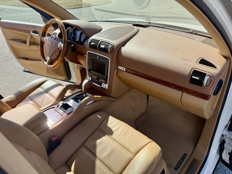 2004 Porsche Cayenne S - Photo 44