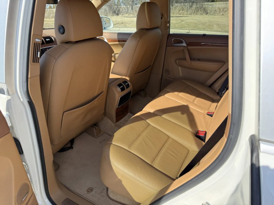2004 Porsche Cayenne S - Photo 21