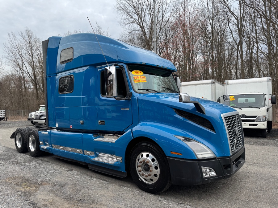 Used 2018 Volvo VNL in Staten Island, New York | The Truck Depot. Staten Island, New York