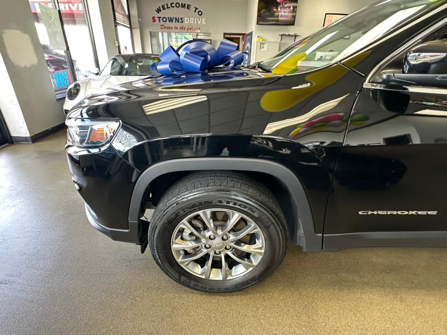 2021 Jeep Cherokee Latitude Lux - Photo 6