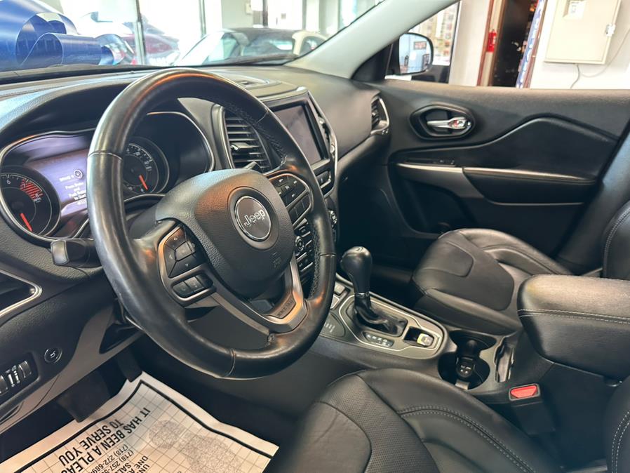 2021 Jeep Cherokee Latitude Lux - Photo 22