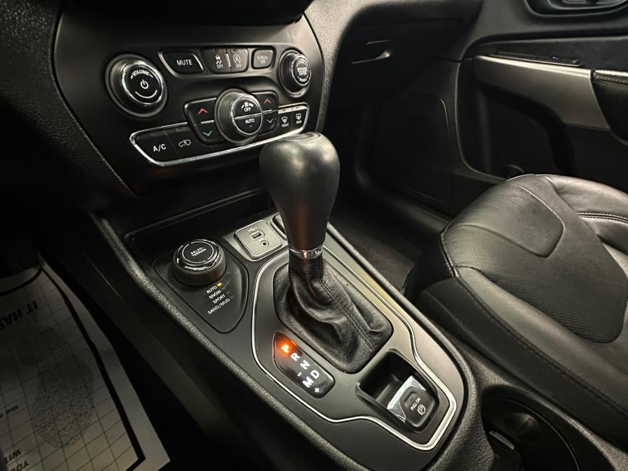 2021 Jeep Cherokee Latitude Lux - Photo 48