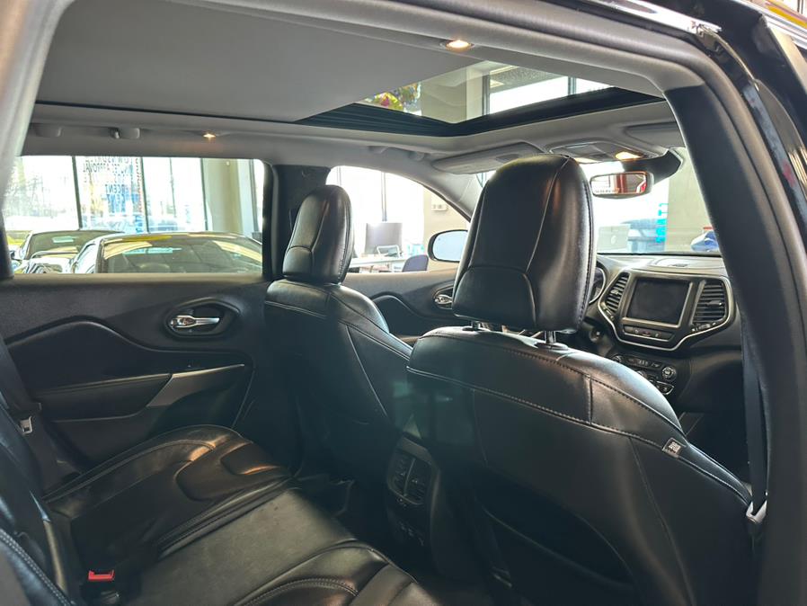 2021 Jeep Cherokee Latitude Lux - Photo 29