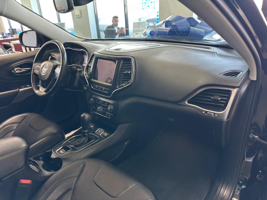 2021 Jeep Cherokee Latitude Lux - Photo 33