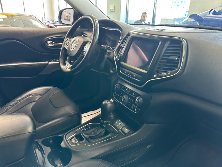 2021 Jeep Cherokee Latitude Lux - Photo 36