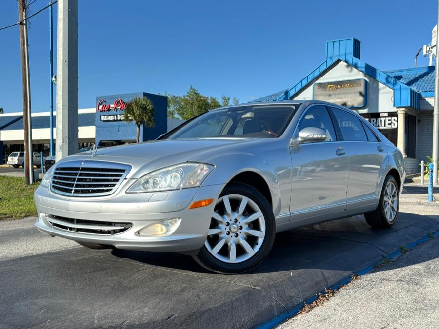 Iridium Silver Metallic 2008 Mercedes-Benz S-Class S 550 Sedan Rear-Wheel Drive Automatic