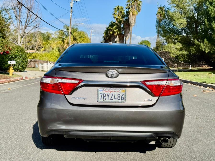 2016 Toyota Camry XSE - Photo 16