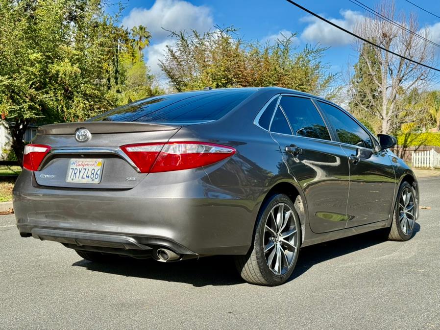 2016 Toyota Camry XSE - Photo 15