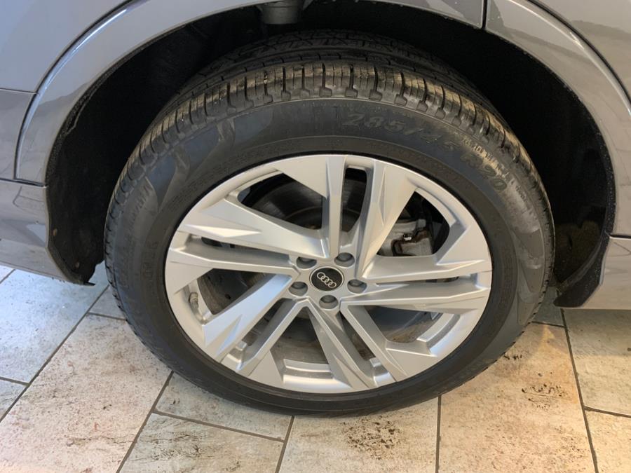 2022 Audi Q7 Premium Plus - Photo 11